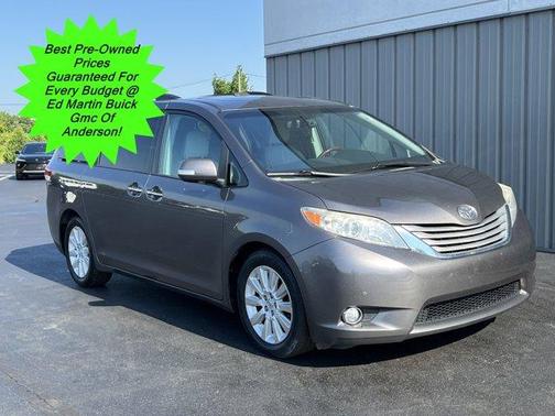 2013 Toyota Sienna XLE