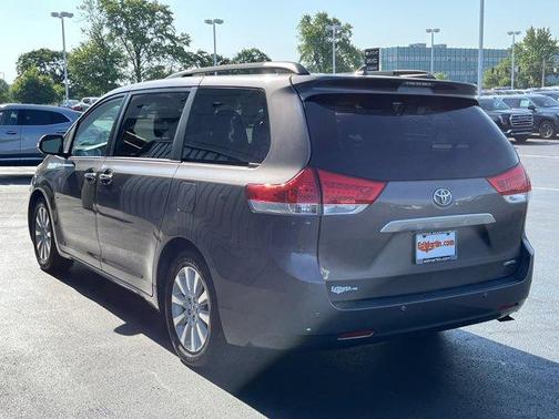 2013 Toyota Sienna XLE