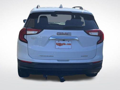 Summit White 2022 GMC Terrain SLE