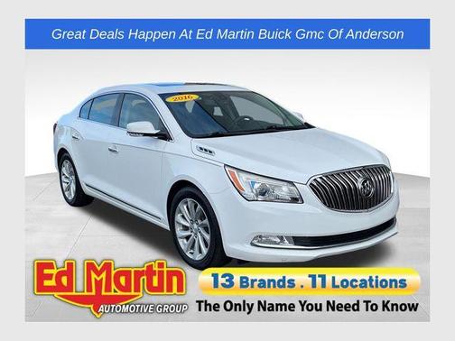 Summit White 2016 Buick LaCrosse Premium I