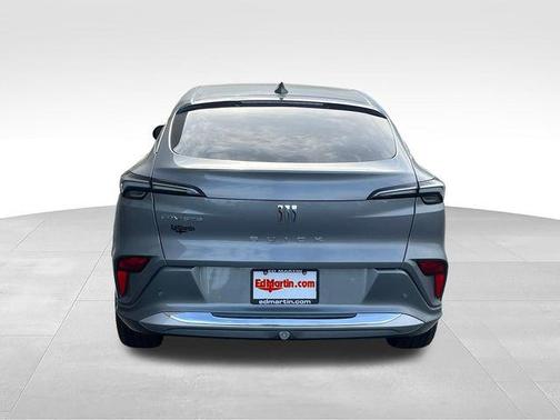 Moonstone 2026 Buick Envista Avenir