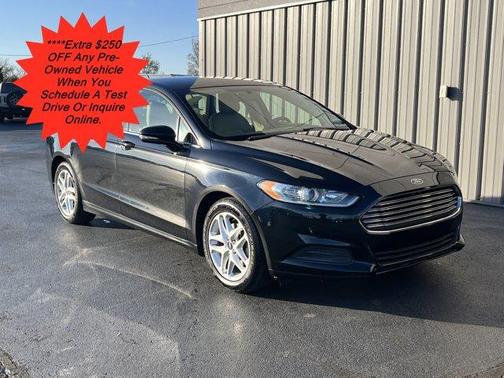 2014 Ford Fusion SE