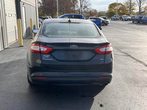 2014 Ford Fusion SE