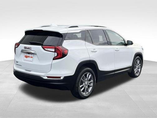 Summit White 2023 GMC Terrain SLT
