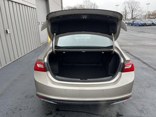 2025 Chevrolet Malibu RS