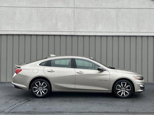 2025 Chevrolet Malibu RS