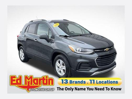 Nightfall Gray Metallic 2017 Chevrolet Trax LT