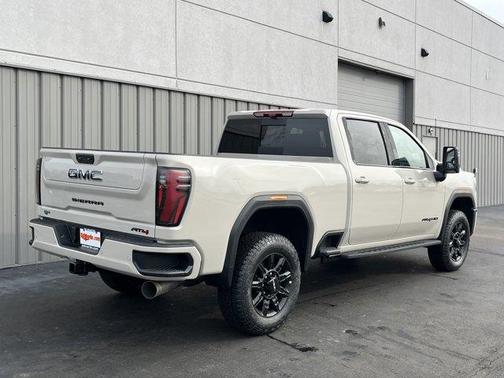 2026 GMC Sierra 2500 AT4