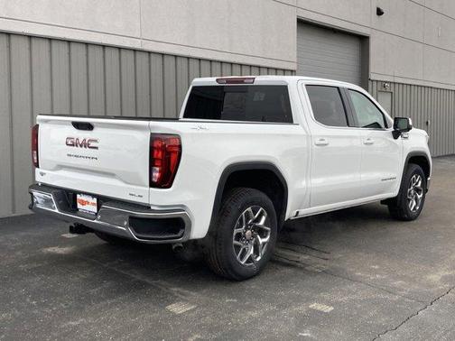 2025 GMC Sierra 1500 SLE