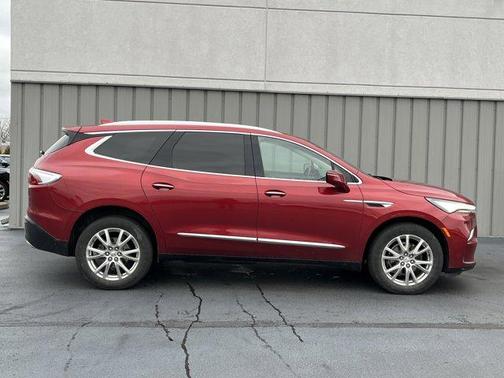 2023 Buick Enclave Premium