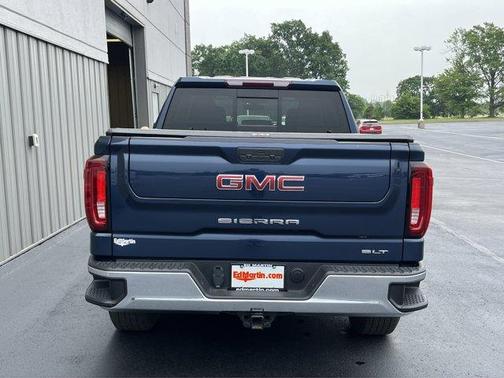2021 GMC Sierra 1500 SLT