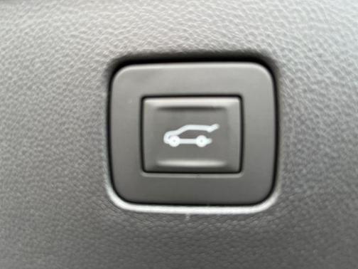 Ceramic White 2026 Buick Envista Sport Touring