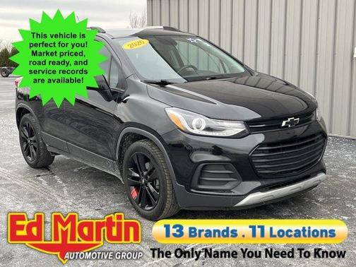 Mosaic Black Metallic 2020 Chevrolet Trax LT