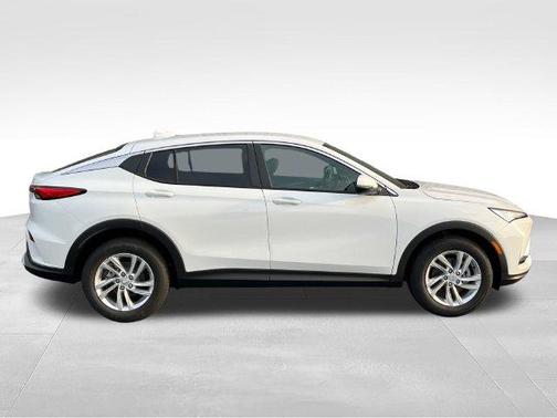 Summit White 2026 Buick Envista Preferred