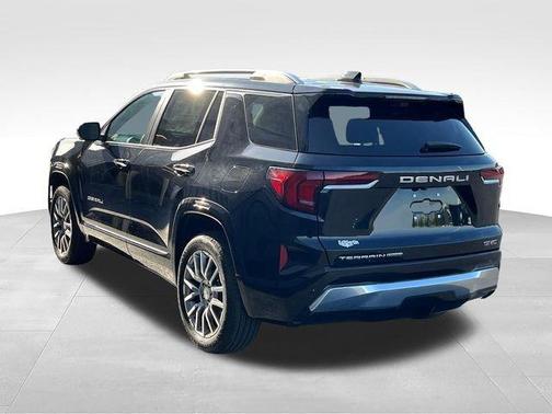 Ebony Twilight Metallic 2026 GMC Terrain Denali