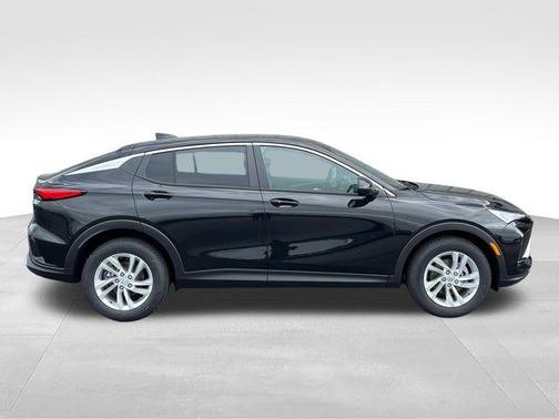 Ebony 2026 Buick Envista Preferred