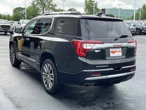2022 GMC Acadia Denali
