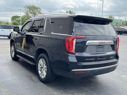 2021 GMC Yukon SLT