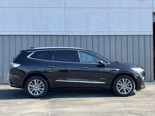 2023 Buick Enclave Avenir