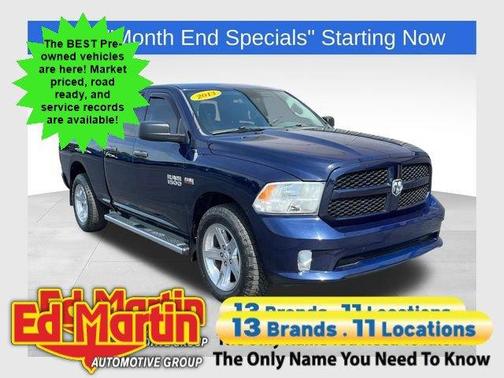 True Blue Pearl 2013 RAM 1500 Tradesman/Express