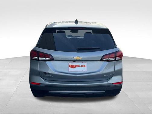 Sterling Gray Metallic 2023 Chevrolet Equinox 1LT