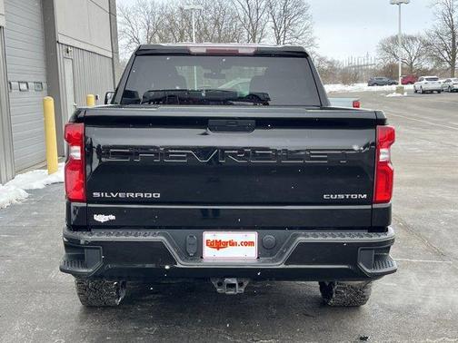 2021 Chevrolet Silverado 1500 Custom