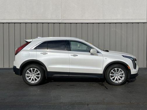 2022 Cadillac XT4 Luxury