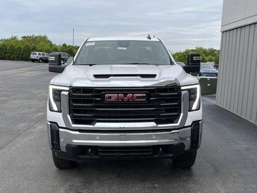 2025 GMC Sierra 2500 Pro