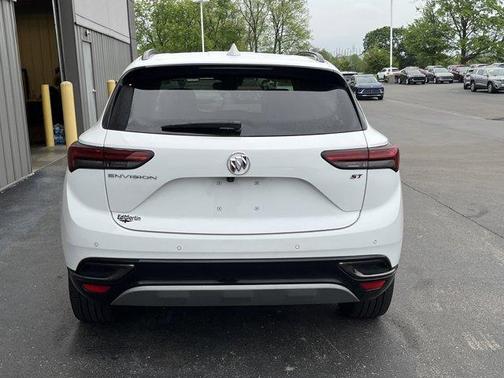 2022 Buick Envision Essence