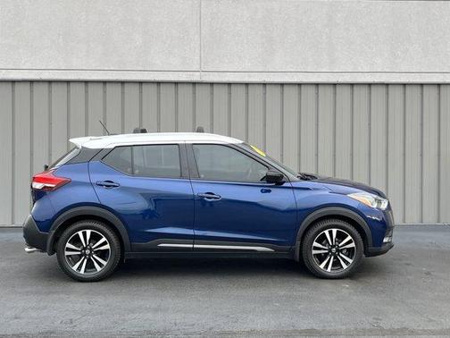 2020 Nissan Kicks SR