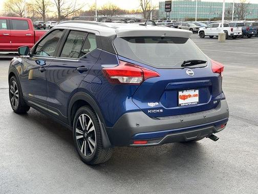 2020 Nissan Kicks SR