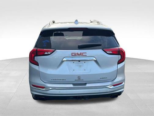 Quicksilver Metallic 2018 GMC Terrain Denali