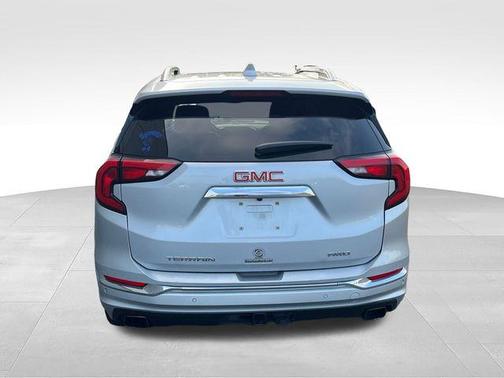 Quicksilver Metallic 2018 GMC Terrain Denali