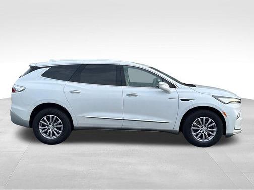 White Frost 2023 Buick Enclave Essence