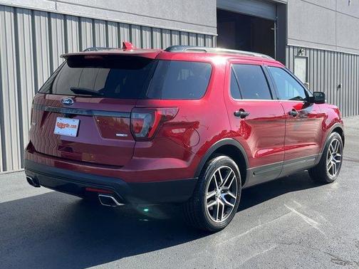 2017 Ford Explorer sport