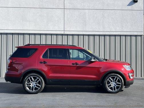 2017 Ford Explorer sport