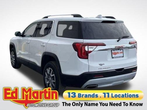 Summit White 2023 GMC Acadia SLT