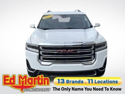 Summit White 2023 GMC Acadia SLT