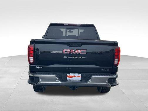 Onyx Black 2026 GMC Sierra 1500 SLE
