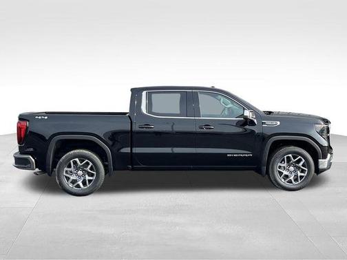Onyx Black 2026 GMC Sierra 1500 SLE