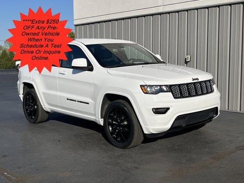 2022 Jeep Grand Cherokee WK Laredo