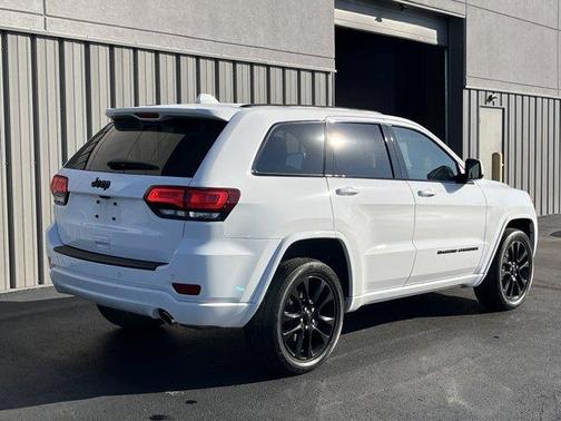 2022 Jeep Grand Cherokee WK Laredo