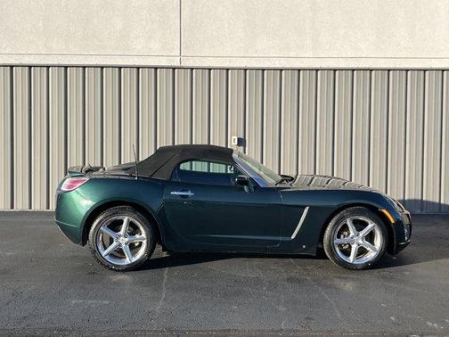2008 Saturn Sky Red Line