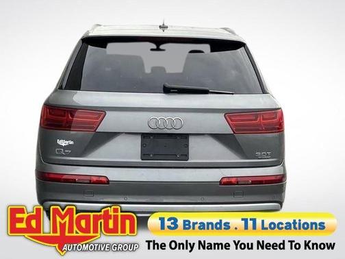 Graphite Gray Metallic 2017 Audi Q7 3.0T Prestige