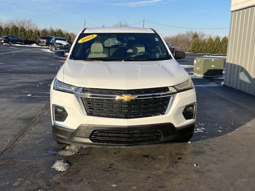 2023 Chevrolet Traverse LS