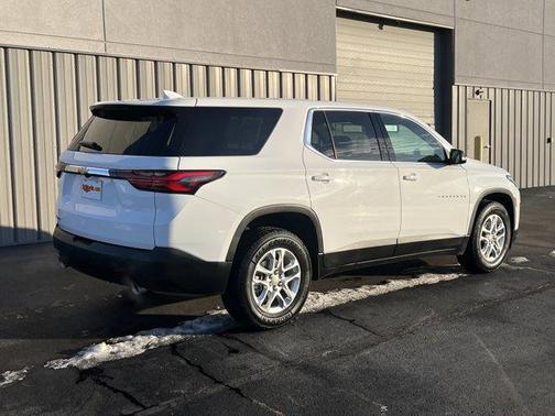 2023 Chevrolet Traverse LS