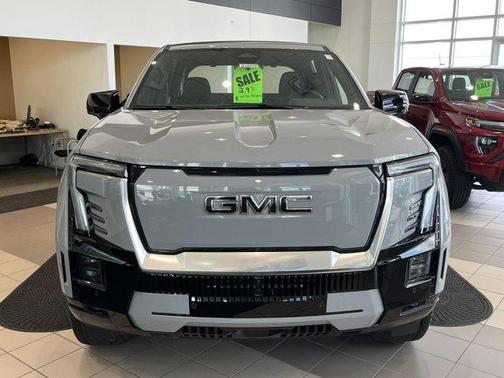 2025 GMC Sierra EV Denali