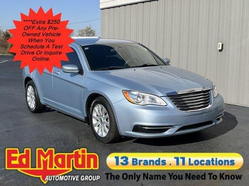 2013 Chrysler 200 Touring