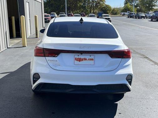 2022 Kia Forte LXS