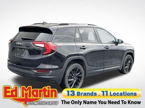 Ebony Twilight Metallic 2023 GMC Terrain SLE